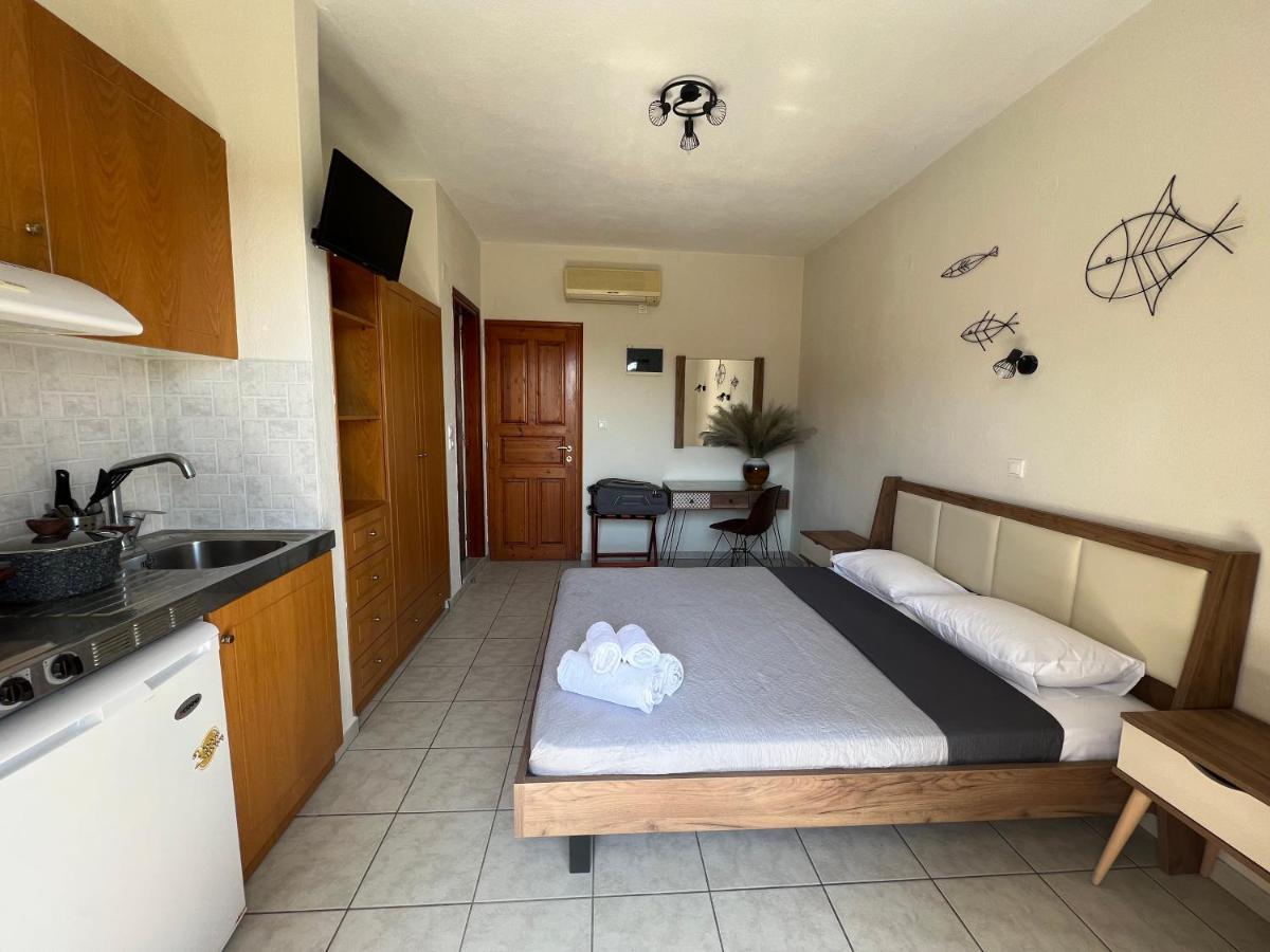 Jimmy'S Guest House Skiathos Buitenkant foto